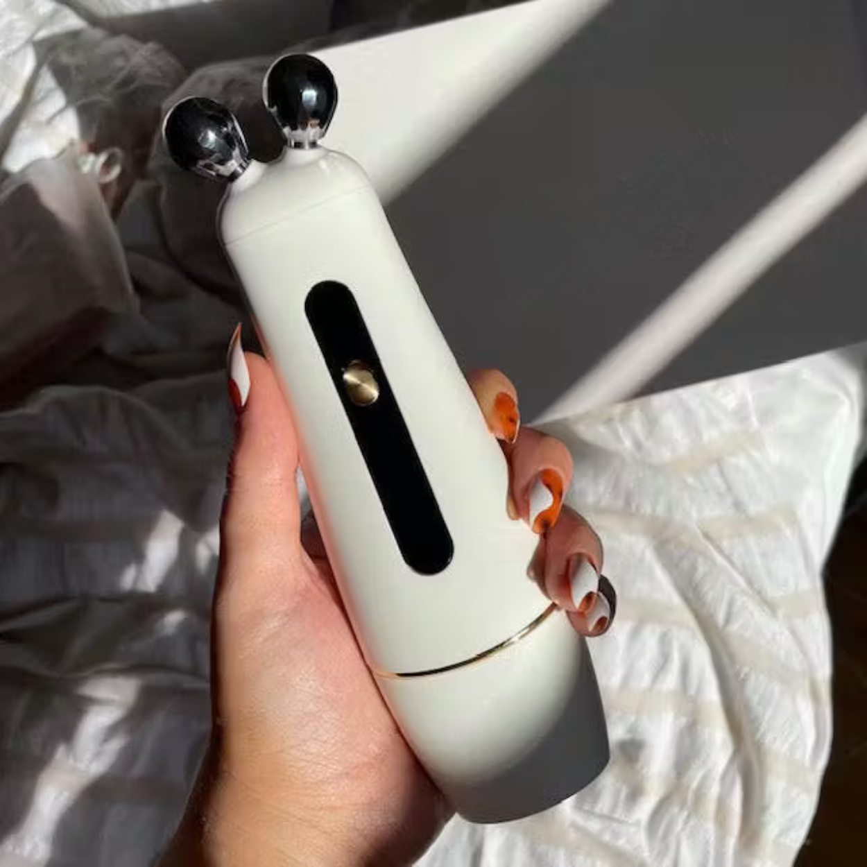 BeautyPulse - 3-in-1 Rejuvenation Device for Radiant Skin