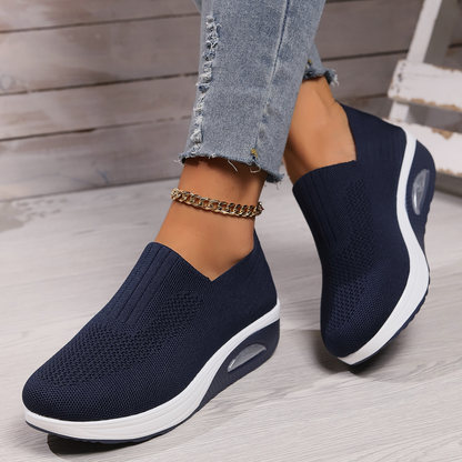 Hawk - Orthopedic pain-relieving shoes