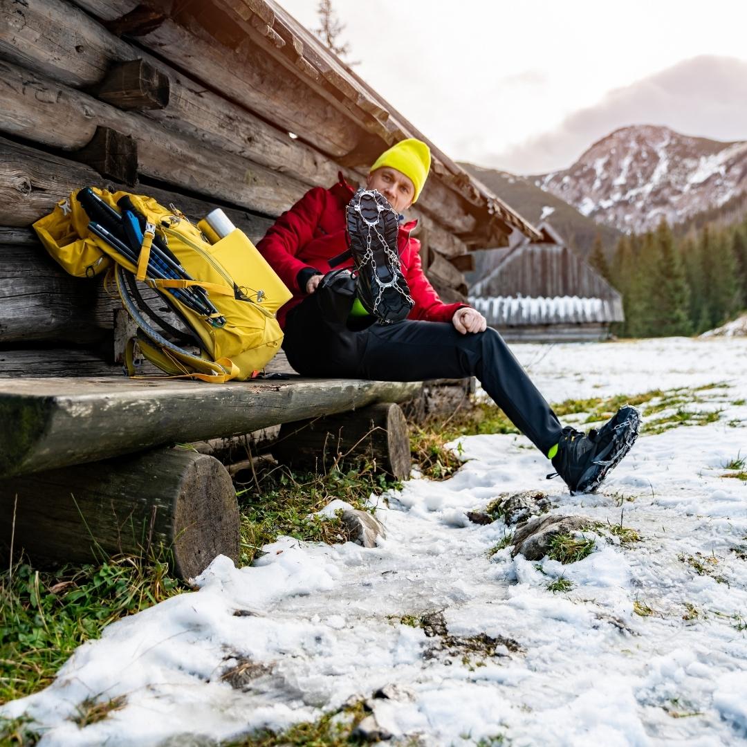 Profi Crampons - Secure grip on snow and ice