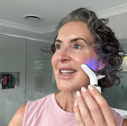 FaceGlow - Anti-wrinkle and firming facial massage device