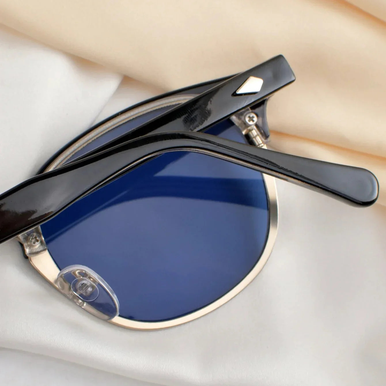 Women’s Almeria Sunglasses - Members VIP