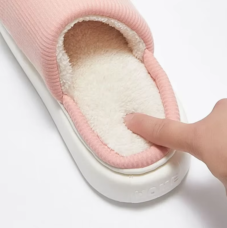 The Cloudies - Cozy Slippers for Home