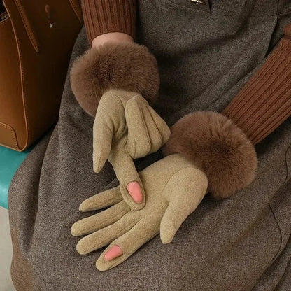 Iria Fur Gloves