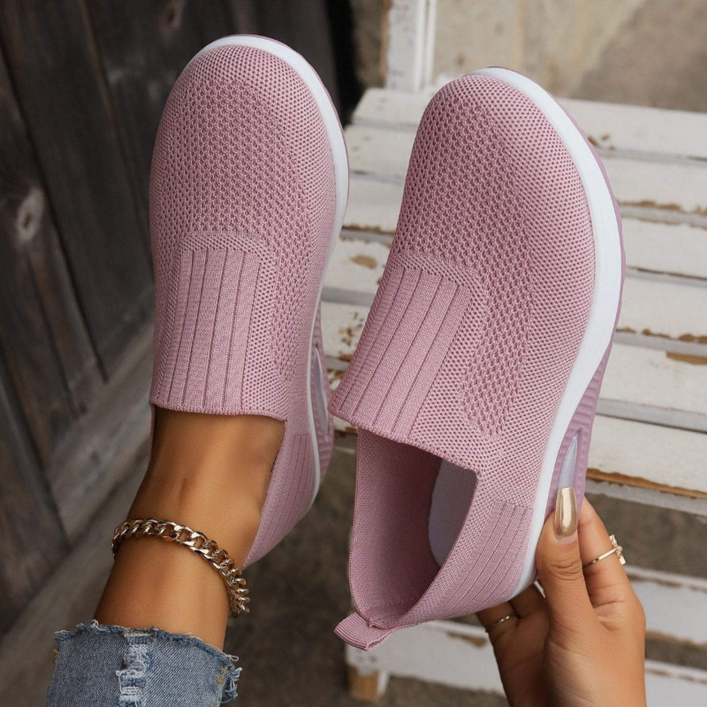 Hawk - Orthopedic pain-relieving shoes