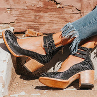 Black (snake skin appearance)
