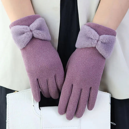 Elegant Fleece Knit Touchscreen Gloves