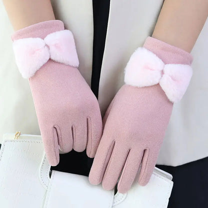 Elegant Fleece Knit Touchscreen Gloves